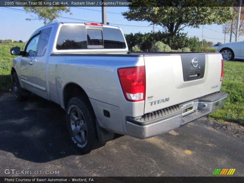 Radiant Silver / Graphite/Titanium 2005 Nissan Titan SE King Cab 4x4