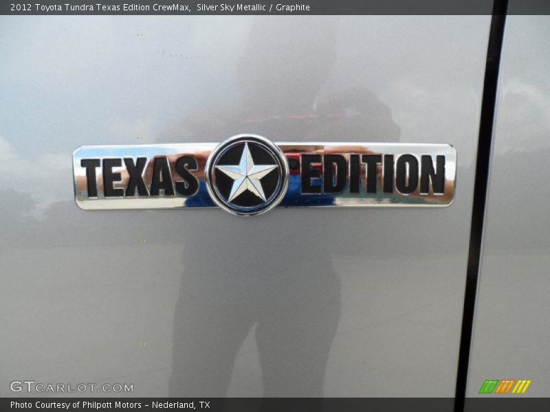  2012 Tundra Texas Edition CrewMax Logo