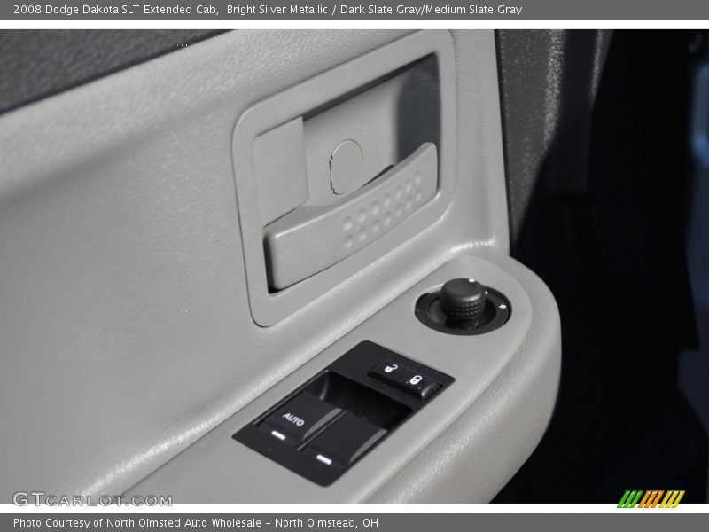 Bright Silver Metallic / Dark Slate Gray/Medium Slate Gray 2008 Dodge Dakota SLT Extended Cab