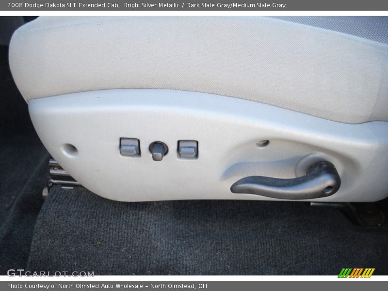 Bright Silver Metallic / Dark Slate Gray/Medium Slate Gray 2008 Dodge Dakota SLT Extended Cab