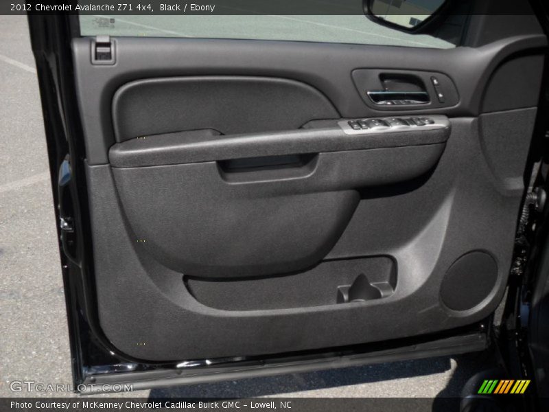 Black / Ebony 2012 Chevrolet Avalanche Z71 4x4