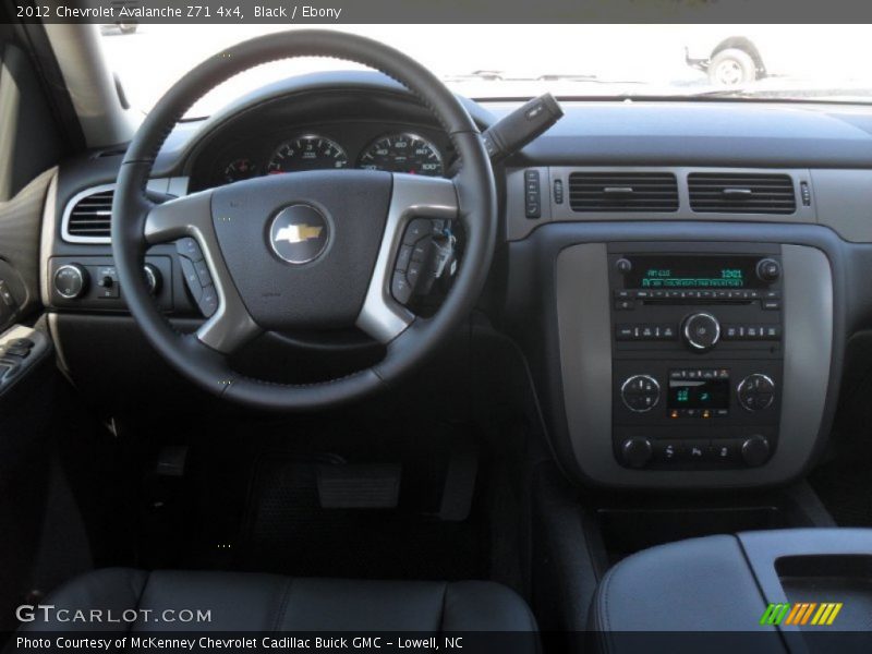 Black / Ebony 2012 Chevrolet Avalanche Z71 4x4