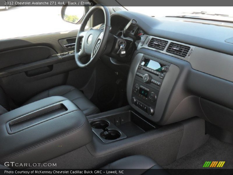 Black / Ebony 2012 Chevrolet Avalanche Z71 4x4