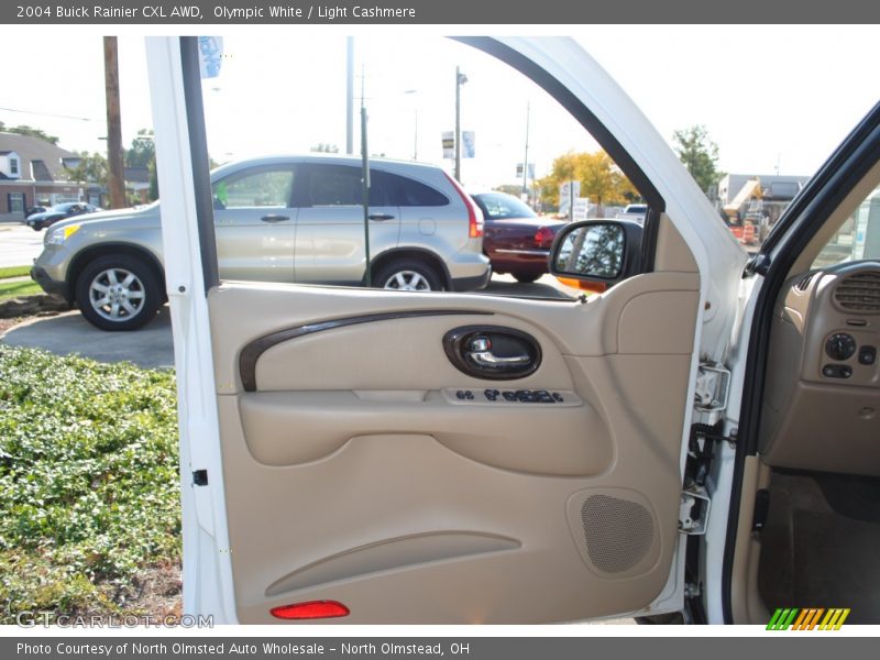 Olympic White / Light Cashmere 2004 Buick Rainier CXL AWD