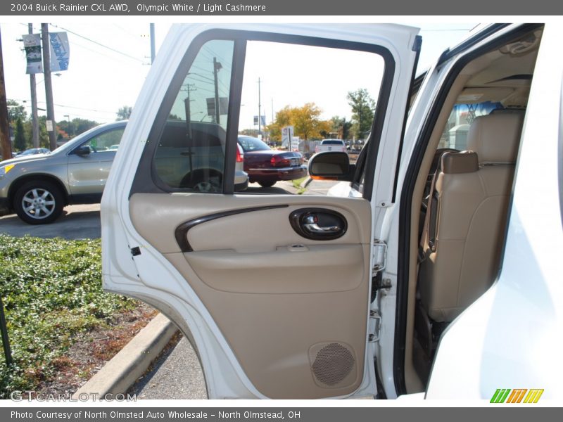 Olympic White / Light Cashmere 2004 Buick Rainier CXL AWD