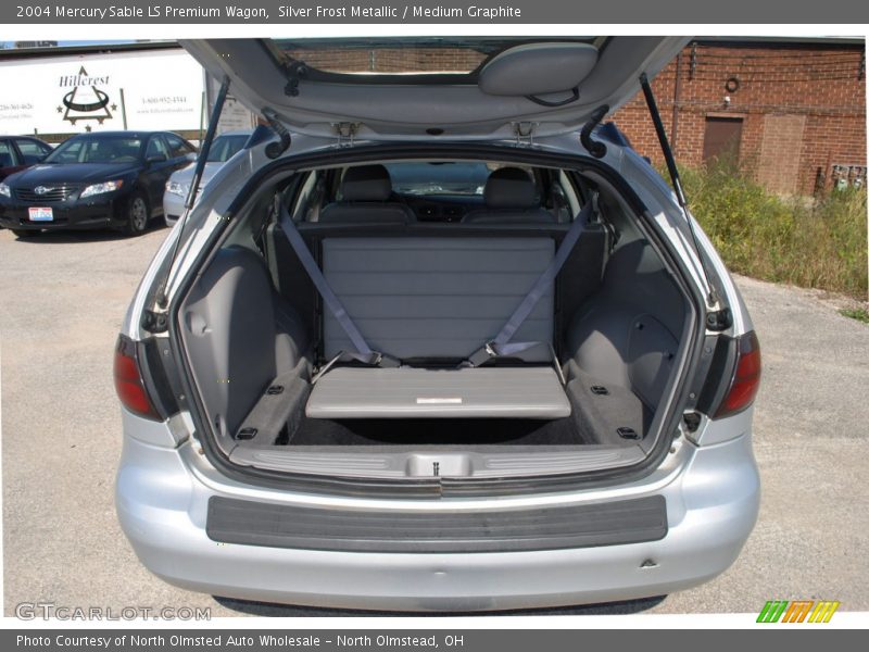  2004 Sable LS Premium Wagon Trunk