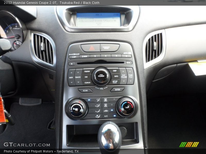 Controls of 2012 Genesis Coupe 2.0T