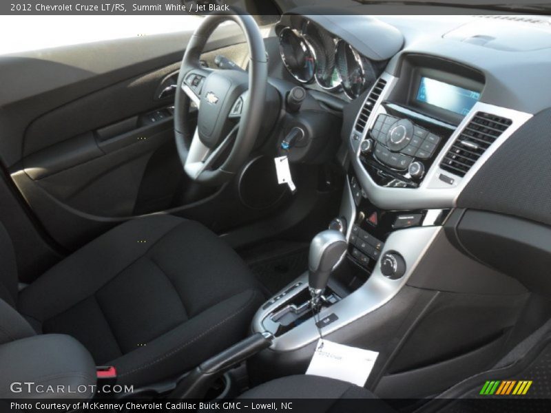 Summit White / Jet Black 2012 Chevrolet Cruze LT/RS