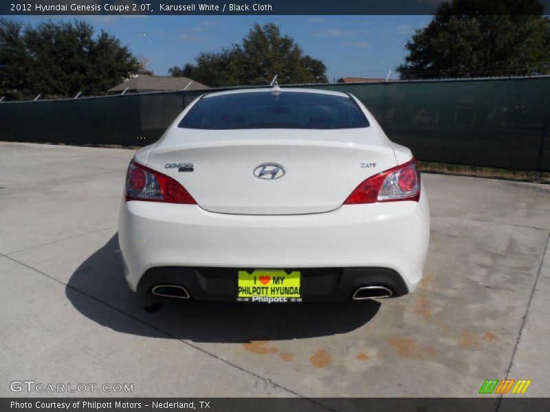 Karussell White / Black Cloth 2012 Hyundai Genesis Coupe 2.0T