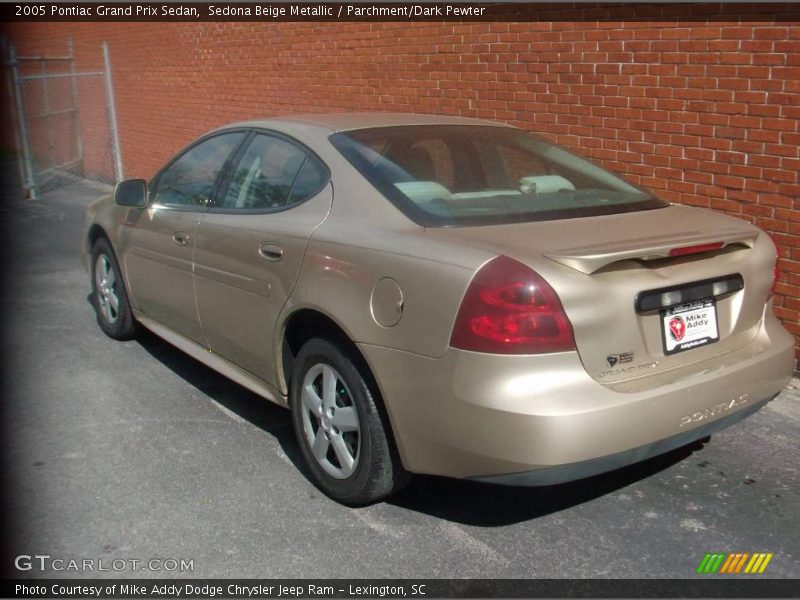 Sedona Beige Metallic / Parchment/Dark Pewter 2005 Pontiac Grand Prix Sedan