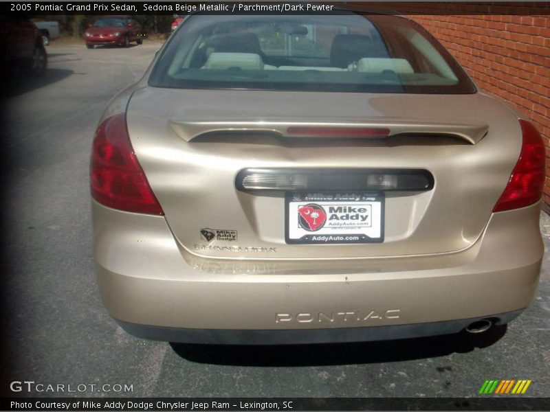 Sedona Beige Metallic / Parchment/Dark Pewter 2005 Pontiac Grand Prix Sedan