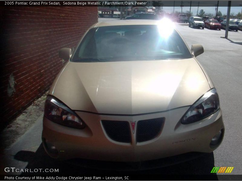 Sedona Beige Metallic / Parchment/Dark Pewter 2005 Pontiac Grand Prix Sedan