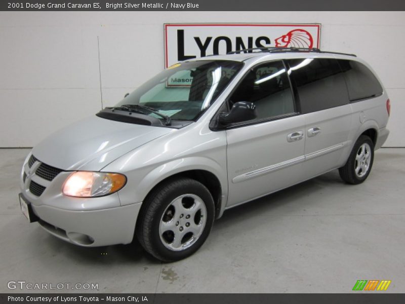 Bright Silver Metallic / Navy Blue 2001 Dodge Grand Caravan ES