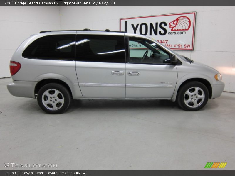 Bright Silver Metallic / Navy Blue 2001 Dodge Grand Caravan ES