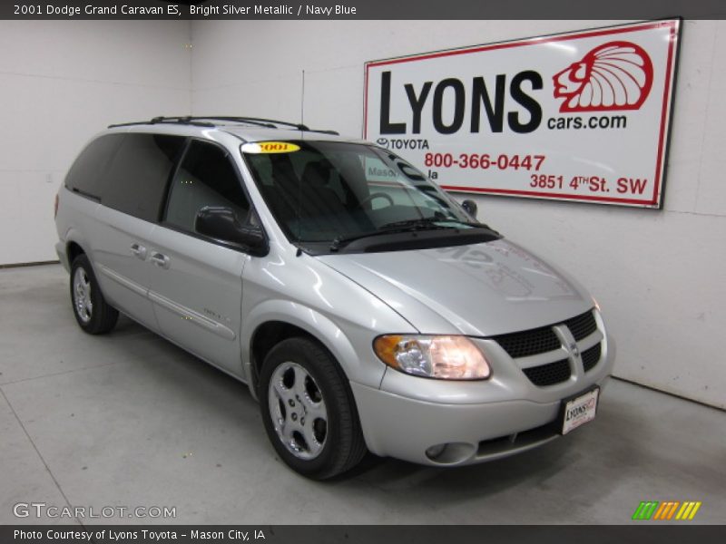 Bright Silver Metallic / Navy Blue 2001 Dodge Grand Caravan ES