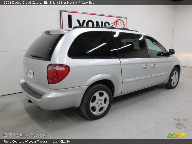 Bright Silver Metallic / Navy Blue 2001 Dodge Grand Caravan ES