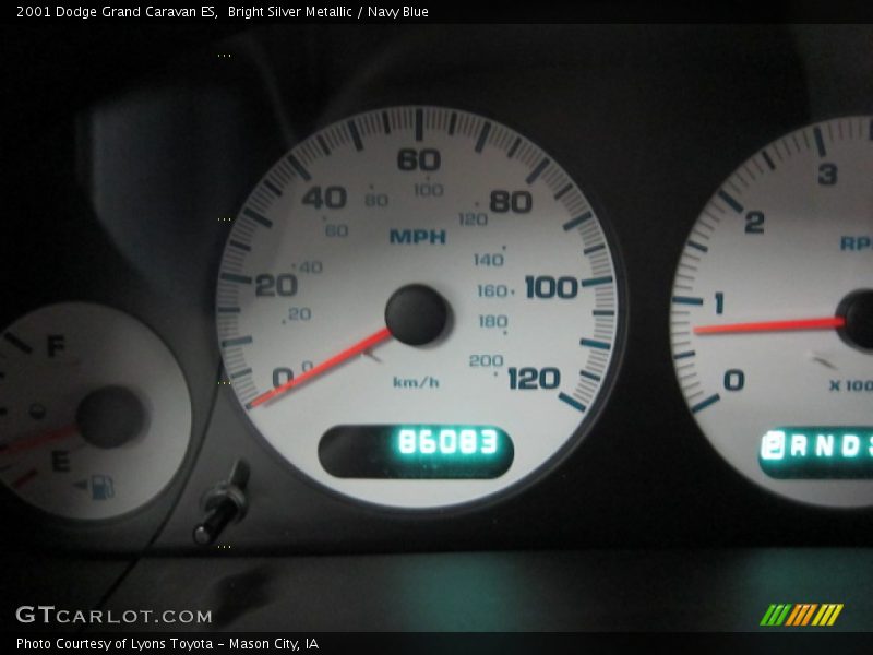 Bright Silver Metallic / Navy Blue 2001 Dodge Grand Caravan ES