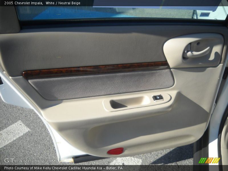 White / Neutral Beige 2005 Chevrolet Impala