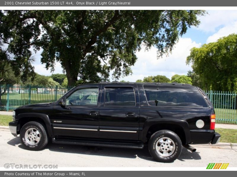 Onyx Black / Light Gray/Neutral 2001 Chevrolet Suburban 1500 LT 4x4