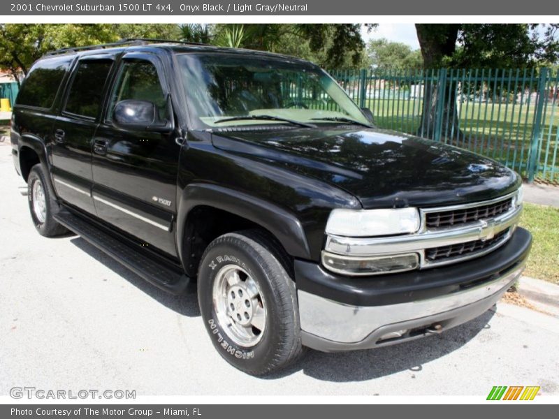 Onyx Black / Light Gray/Neutral 2001 Chevrolet Suburban 1500 LT 4x4