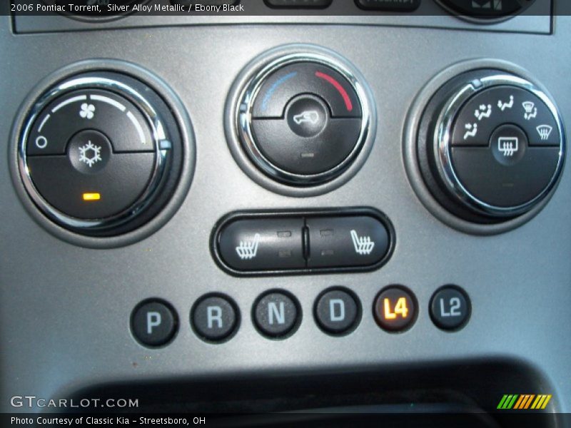 Silver Alloy Metallic / Ebony Black 2006 Pontiac Torrent