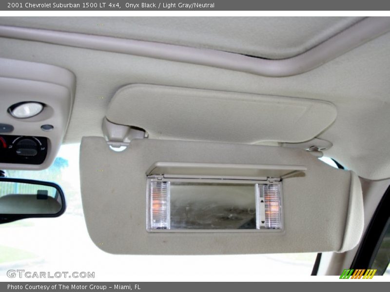 Onyx Black / Light Gray/Neutral 2001 Chevrolet Suburban 1500 LT 4x4