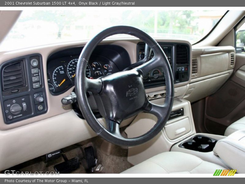 Onyx Black / Light Gray/Neutral 2001 Chevrolet Suburban 1500 LT 4x4