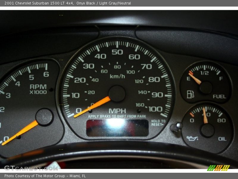 Onyx Black / Light Gray/Neutral 2001 Chevrolet Suburban 1500 LT 4x4