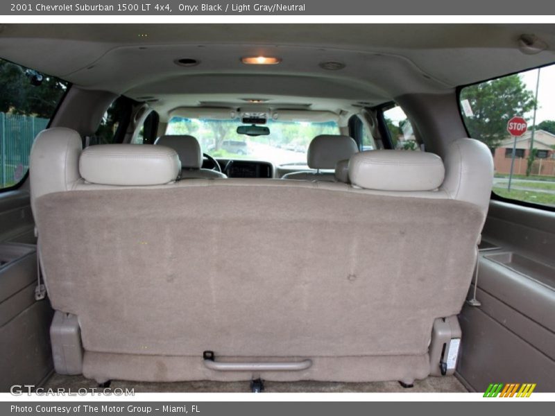 Onyx Black / Light Gray/Neutral 2001 Chevrolet Suburban 1500 LT 4x4