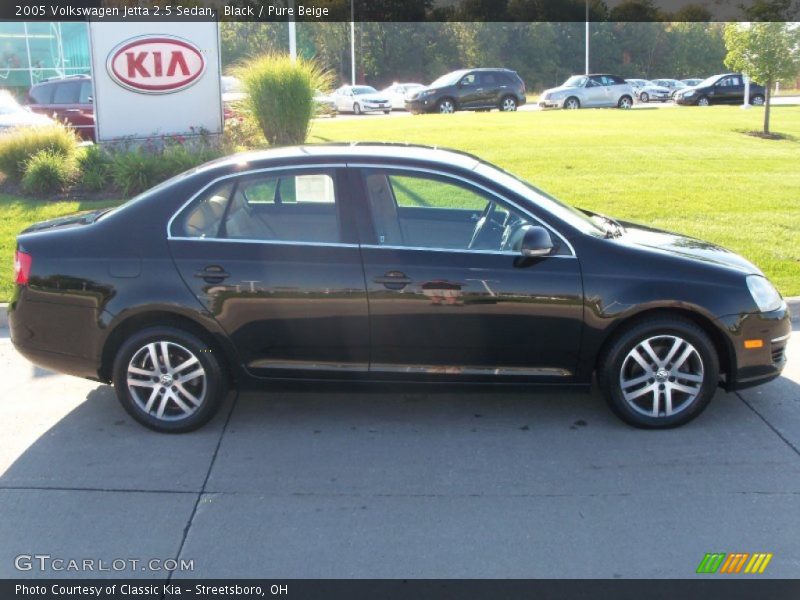 Black / Pure Beige 2005 Volkswagen Jetta 2.5 Sedan