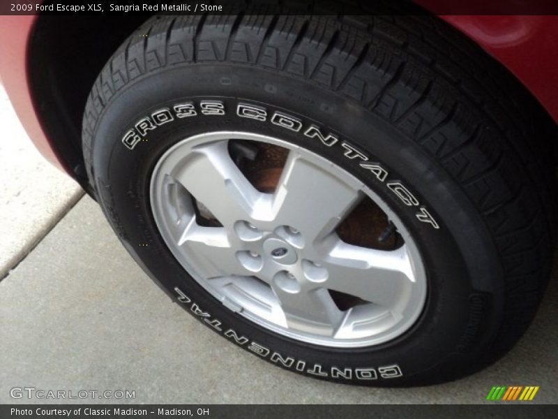 Sangria Red Metallic / Stone 2009 Ford Escape XLS