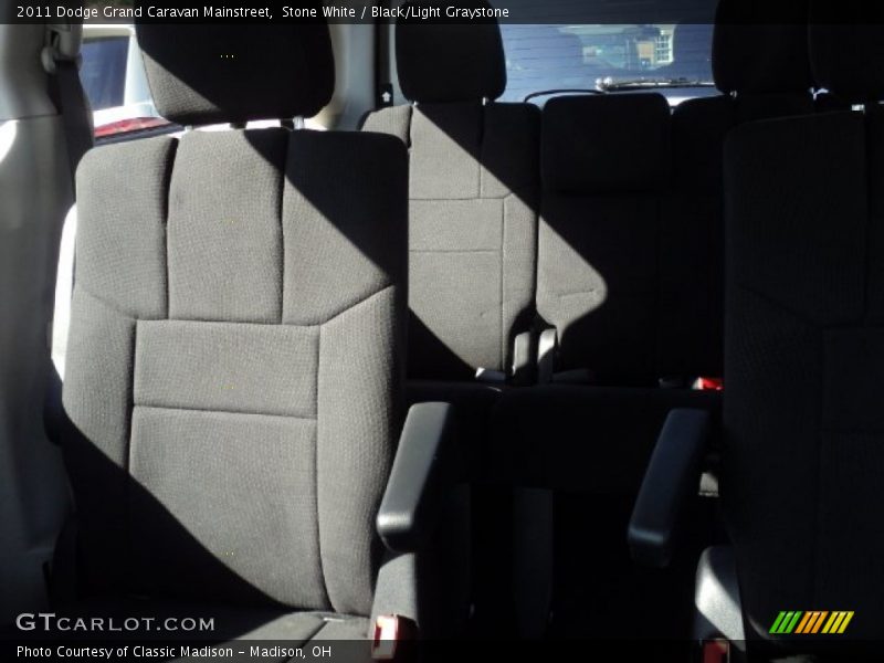 Stone White / Black/Light Graystone 2011 Dodge Grand Caravan Mainstreet