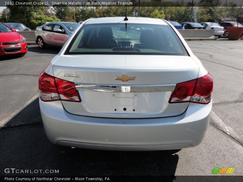 Silver Ice Metallic / Jet Black/Medium Titanium 2012 Chevrolet Cruze LS