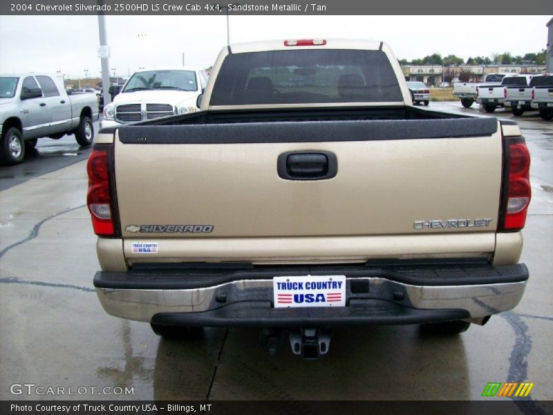 Sandstone Metallic / Tan 2004 Chevrolet Silverado 2500HD LS Crew Cab 4x4