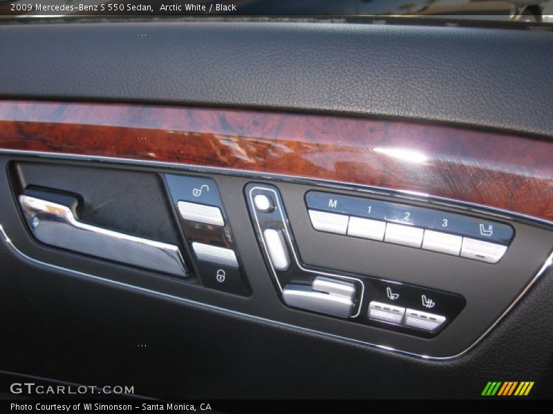 Arctic White / Black 2009 Mercedes-Benz S 550 Sedan