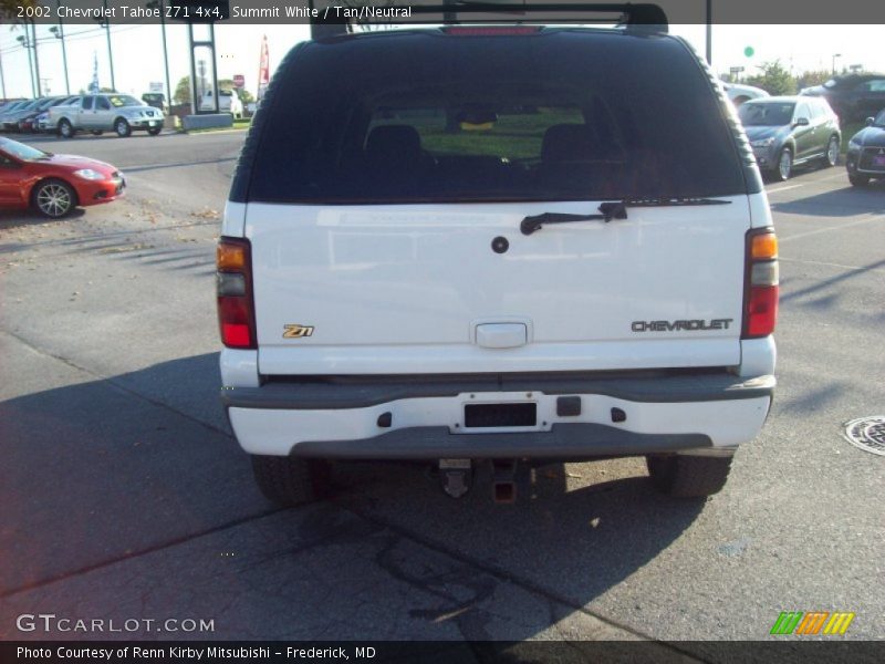 Summit White / Tan/Neutral 2002 Chevrolet Tahoe Z71 4x4