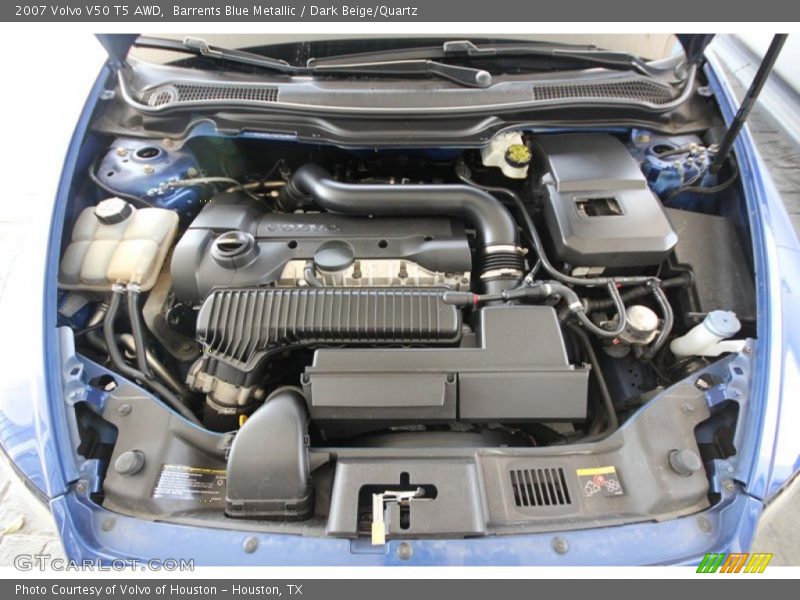  2007 V50 T5 AWD Engine - 2.5 Liter Turbocharged DOHC 20-Valve VVT 5 Cylinder