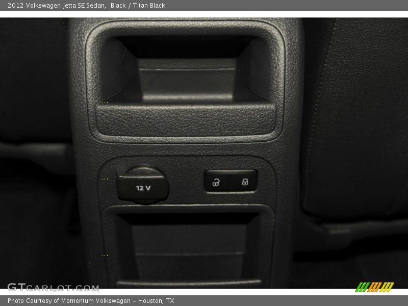 Black / Titan Black 2012 Volkswagen Jetta SE Sedan