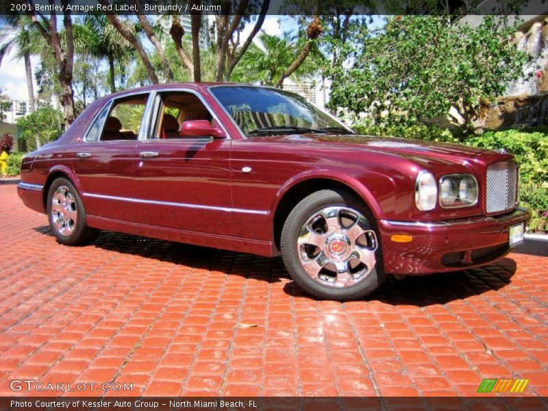 Front 3/4 View of 2001 Arnage Red Label