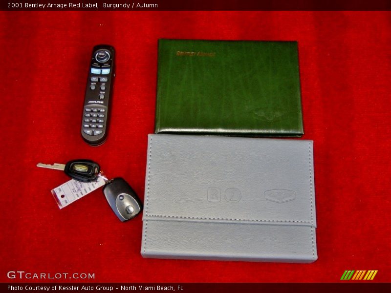 Books/Manuals of 2001 Arnage Red Label