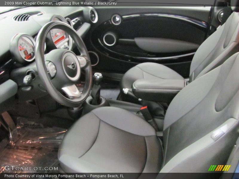 Lightning Blue Metallic / Black/Grey 2009 Mini Cooper Clubman