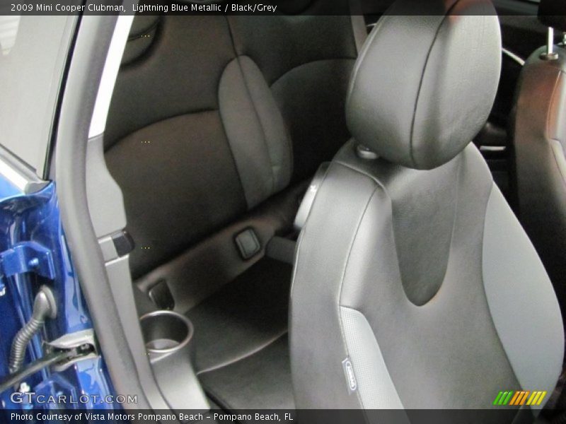 Lightning Blue Metallic / Black/Grey 2009 Mini Cooper Clubman