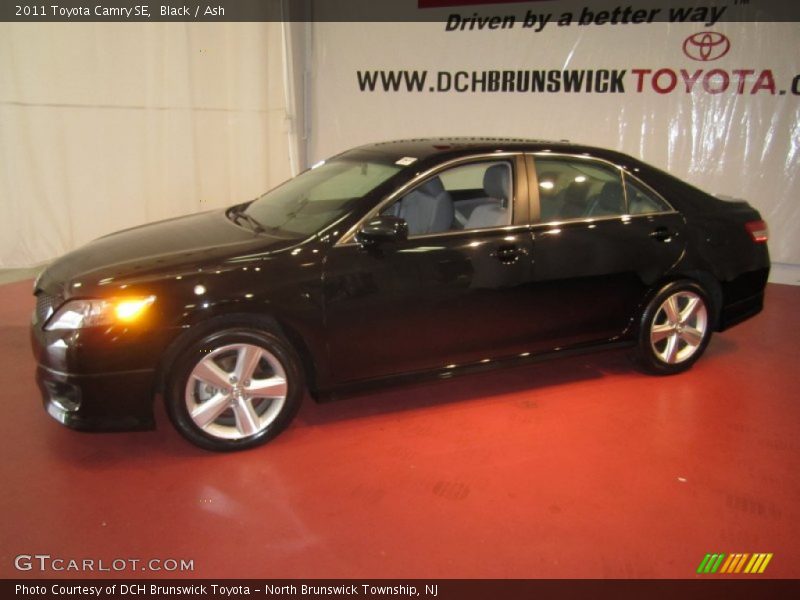 Black / Ash 2011 Toyota Camry SE