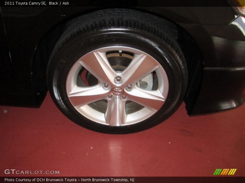 Black / Ash 2011 Toyota Camry SE
