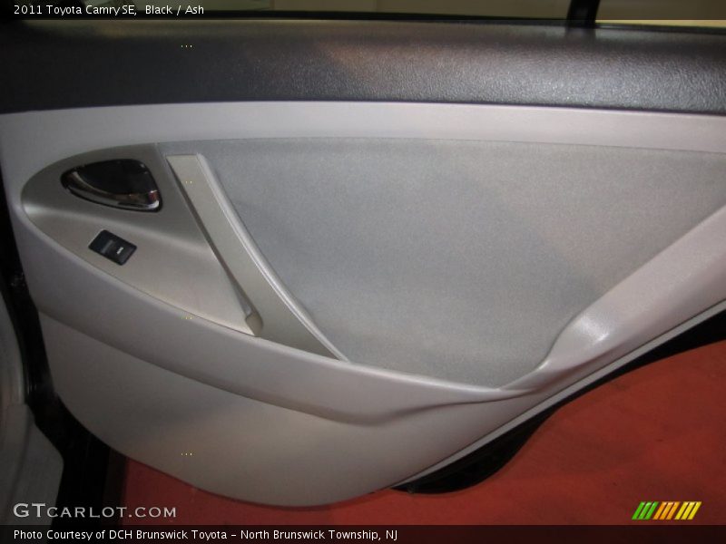 Black / Ash 2011 Toyota Camry SE