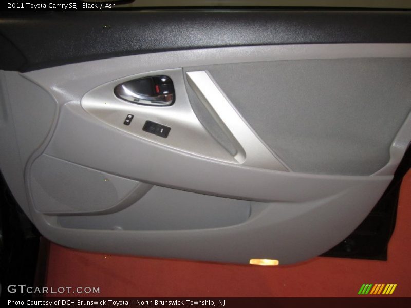 Black / Ash 2011 Toyota Camry SE
