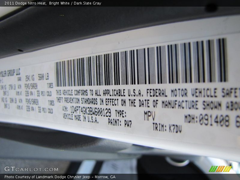 Bright White / Dark Slate Gray 2011 Dodge Nitro Heat