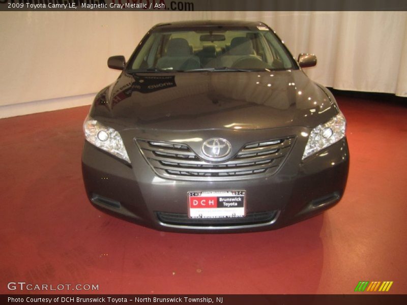 Magnetic Gray Metallic / Ash 2009 Toyota Camry LE