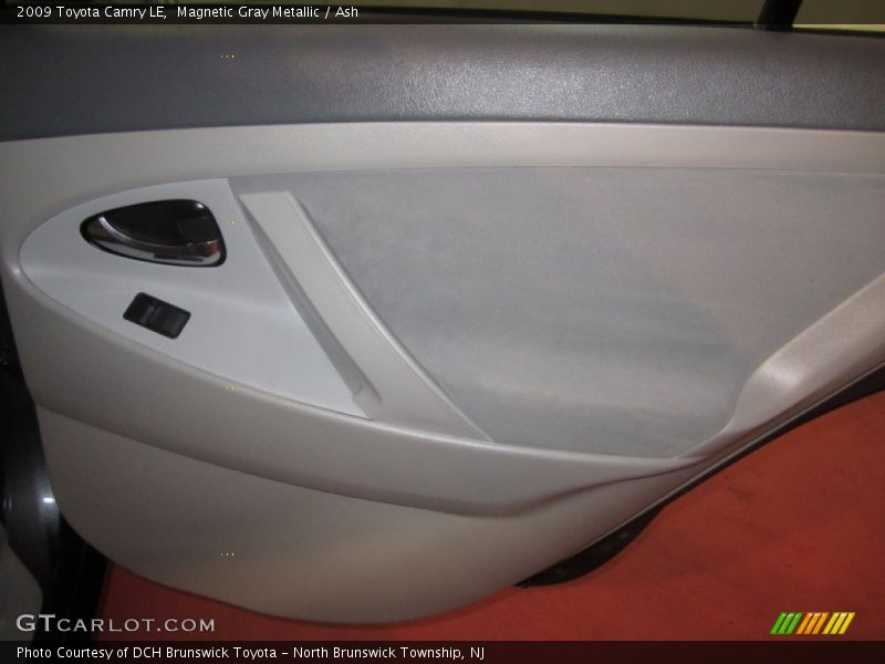 Magnetic Gray Metallic / Ash 2009 Toyota Camry LE
