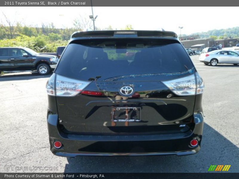 Black / Dark Charcoal 2011 Toyota Sienna SE